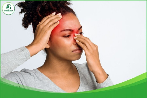 Bị đau đầu thường xuyên: Nguyên nhân và cách điều trị hiệu quả